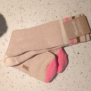 Sneaker crew socks